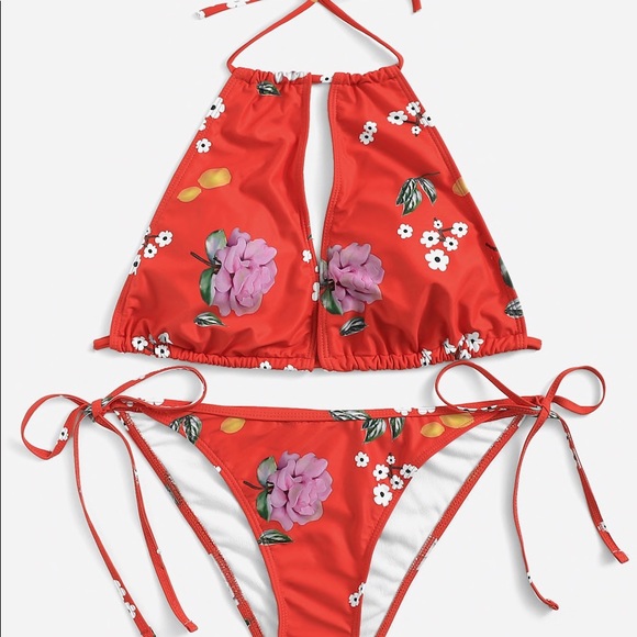 Red floral bikini - Picture 6 of 8
